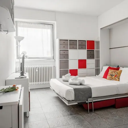 5 Min Walk Mm Maciacchini Apartamento Milán